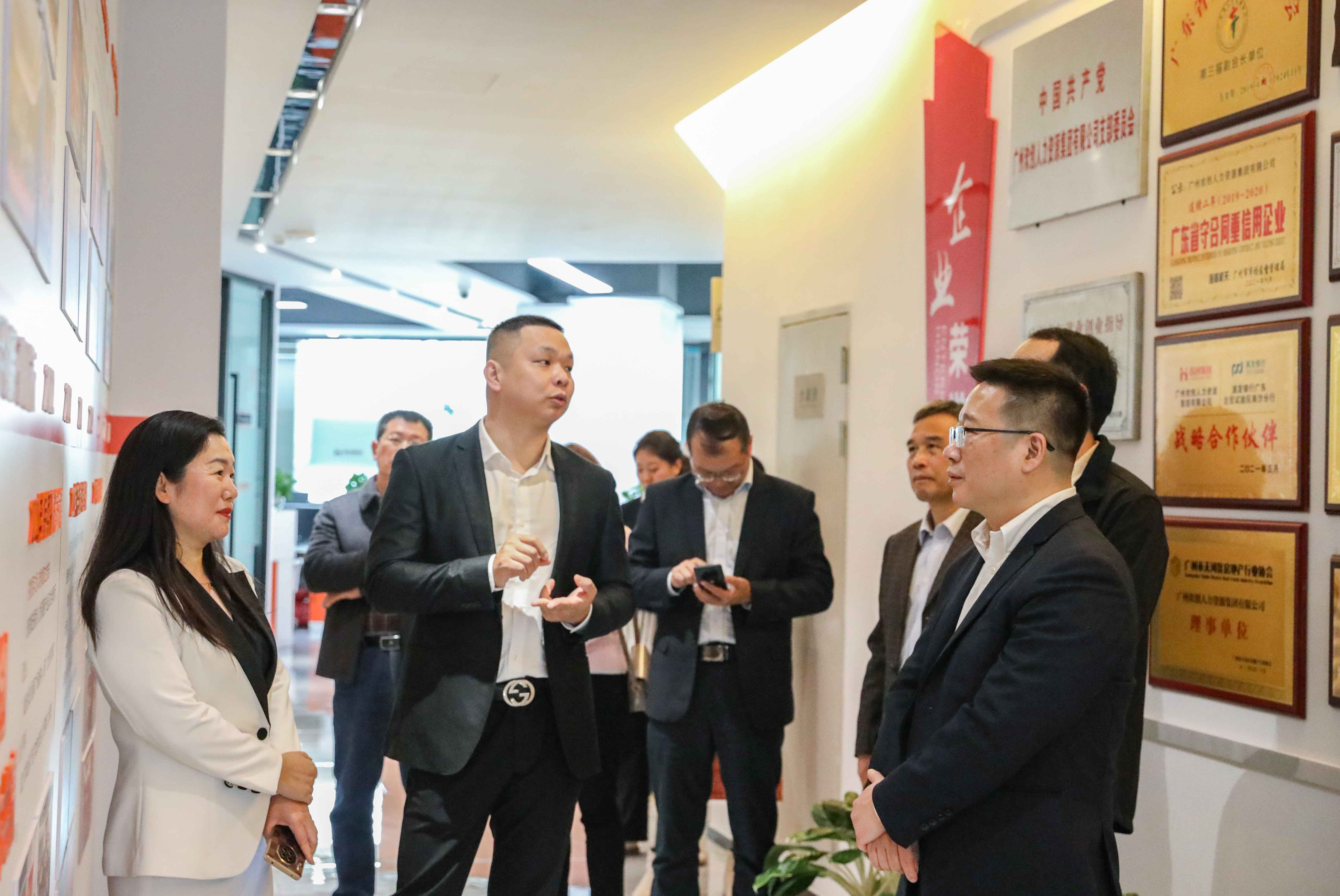 658f8da1c0cf2.jpg 1703902548476.jpg